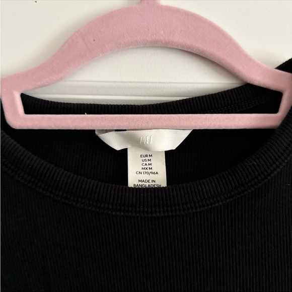 H&M Ribbed Crop Tank - Picture 2 of 3